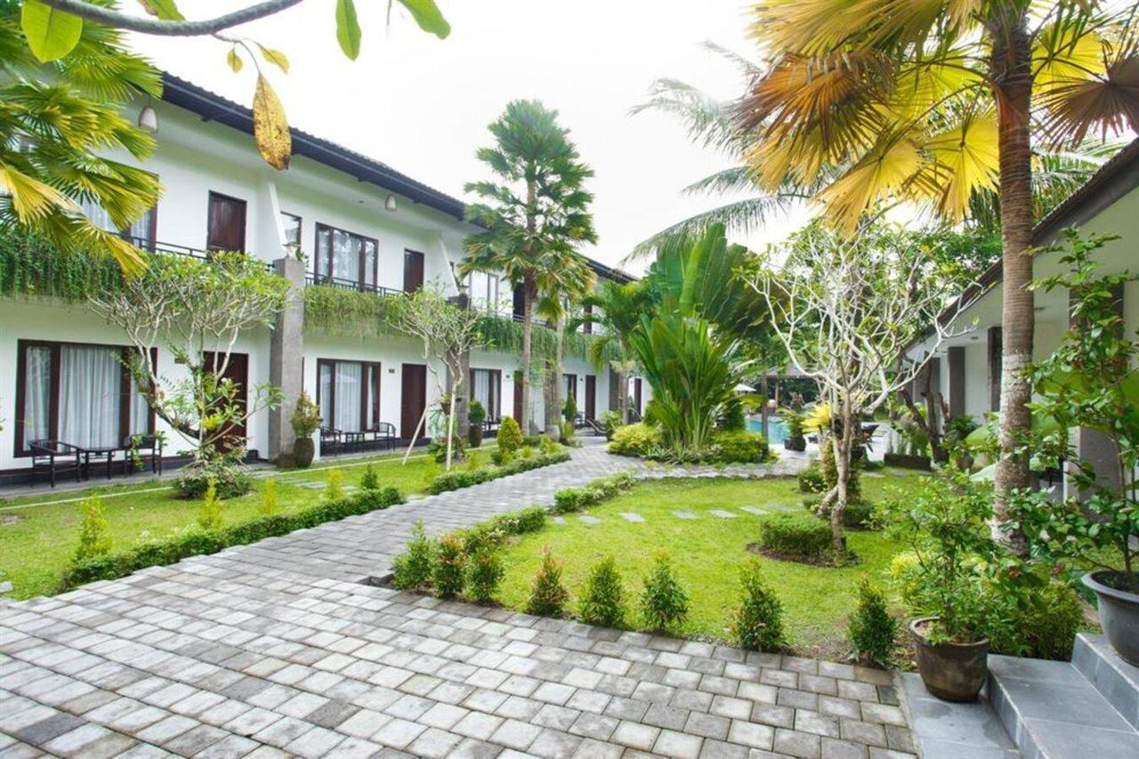Ubud Raya Boutique Hotel מראה חיצוני תמונה