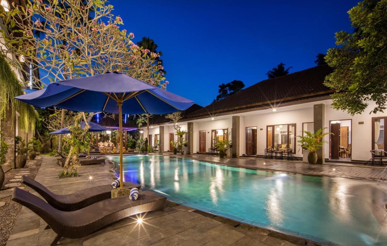 Ubud Raya Boutique Hotel מראה חיצוני תמונה