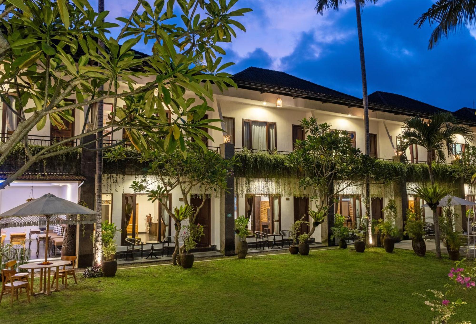 Ubud Raya Boutique Hotel מראה חיצוני תמונה