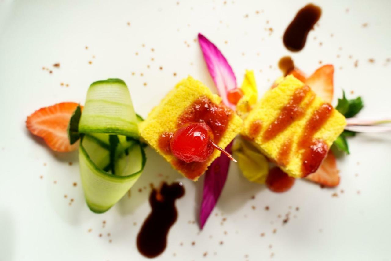 Ubud Raya Boutique Hotel מראה חיצוני תמונה